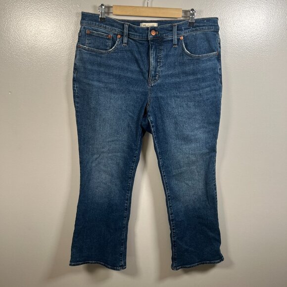 Madewell Mid Rise Kick Out Jeans Size 32 Dark Wash Denim Blue Whiskering - Picture 1 of 8